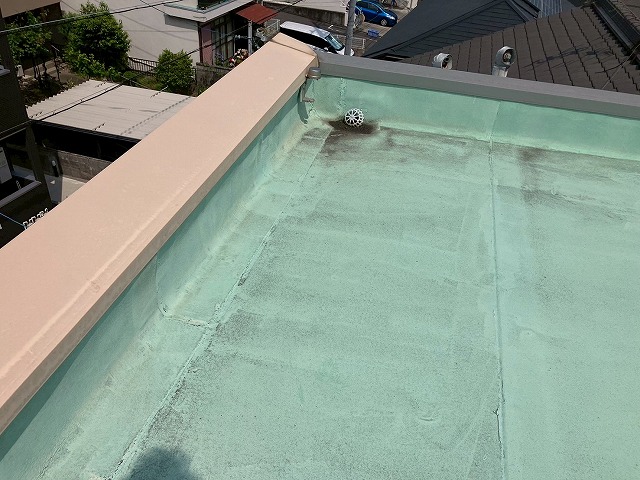 （作成完了）名古屋市緑区でアスファルト防水が施行された陸屋根を現地調査、前回のメンテナンスから10年経過し再工事をご希望でした
